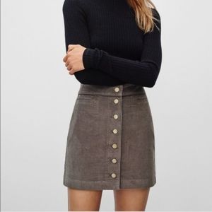 Aritzia Wilfred Free Karmen Skirt